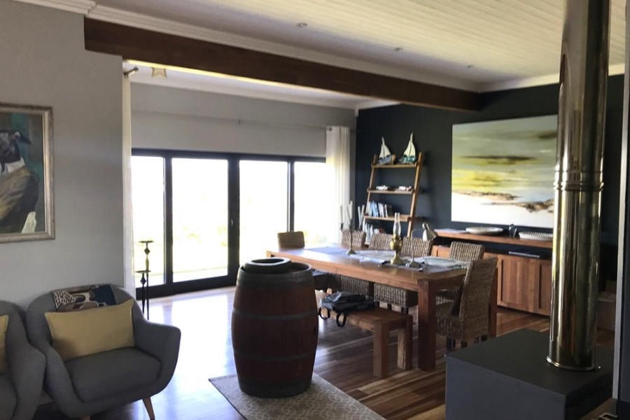 4 Bedroom Property for Sale in Heuwelkruin Western Cape